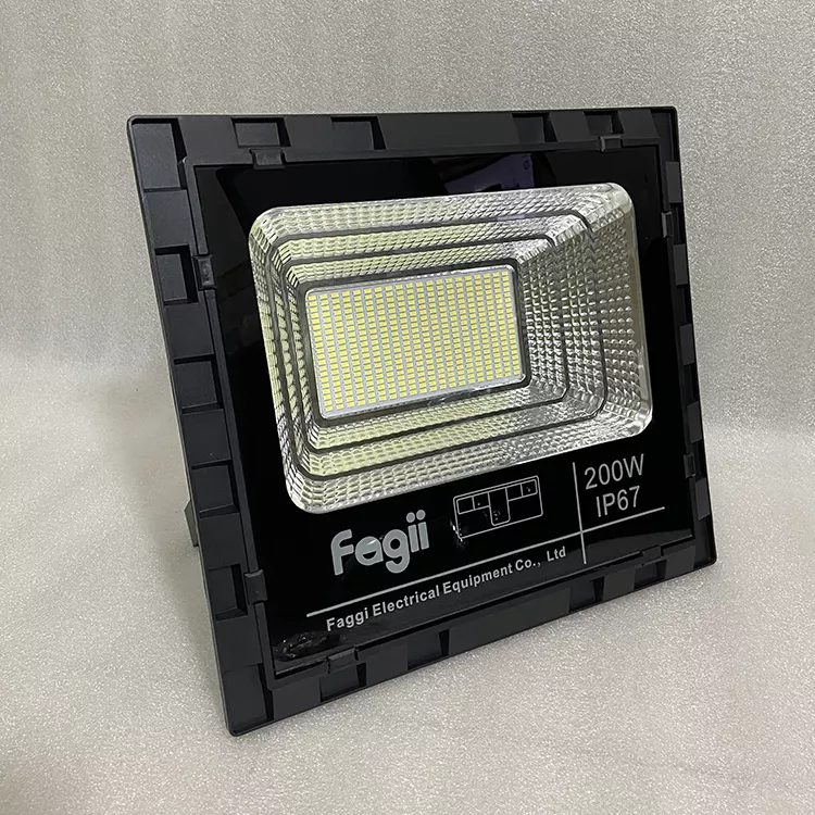 Đèn 200W Năng Lượng Mặt Trời Giá Rẻ - MUA 2 TẶNG 1 ĐÈN CÙNG LOẠI
