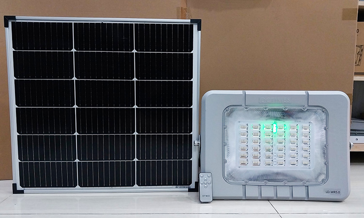 DCTIMES LD-WR5.0 - Đèn Pha 400W Năng Lượng Mặt Trời Led Báo Pin Dây Nối 5m
