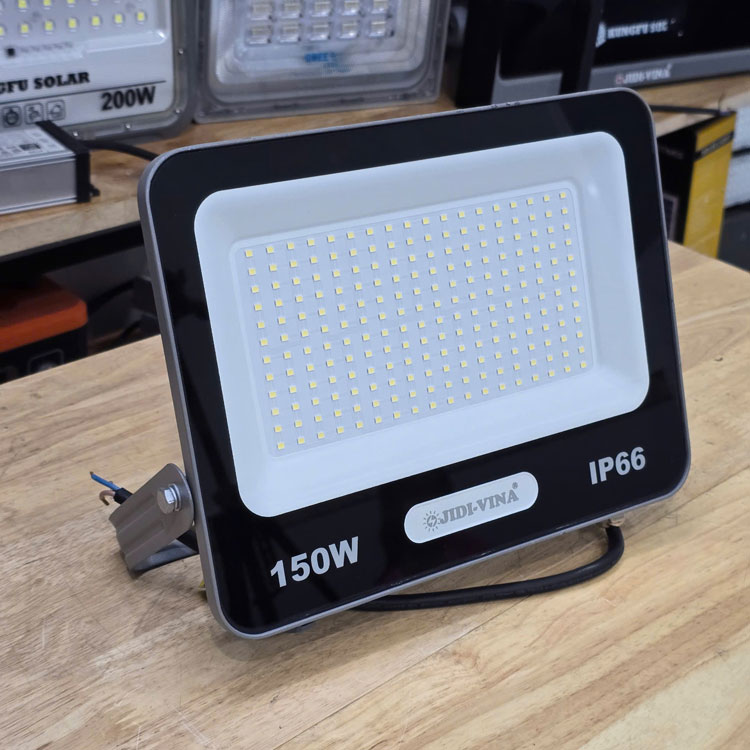 Đèn pha điện 150W