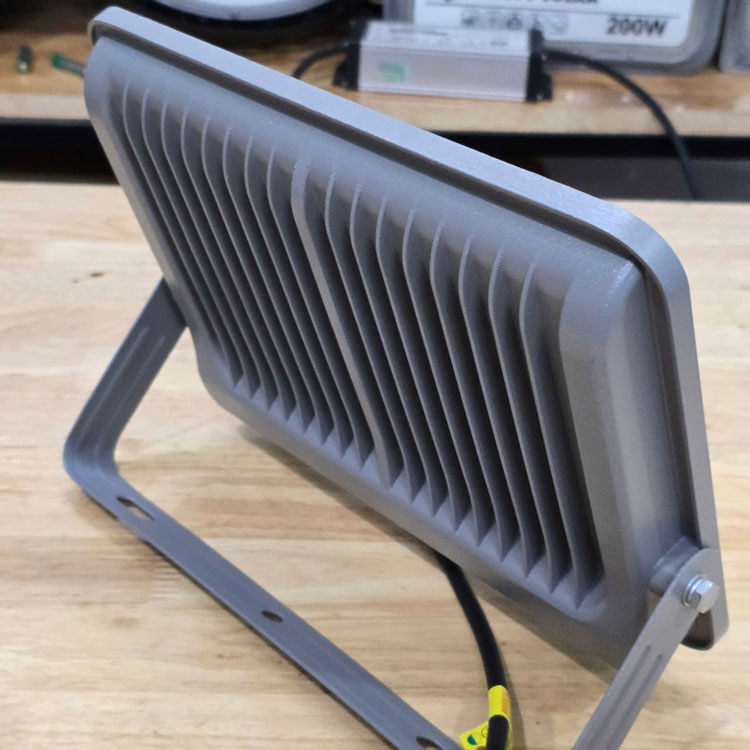 Đèn pha điện 150W