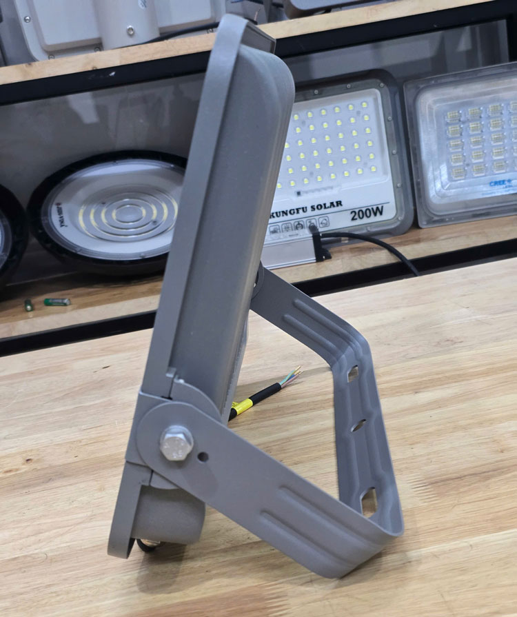 Đèn pha điện 300W