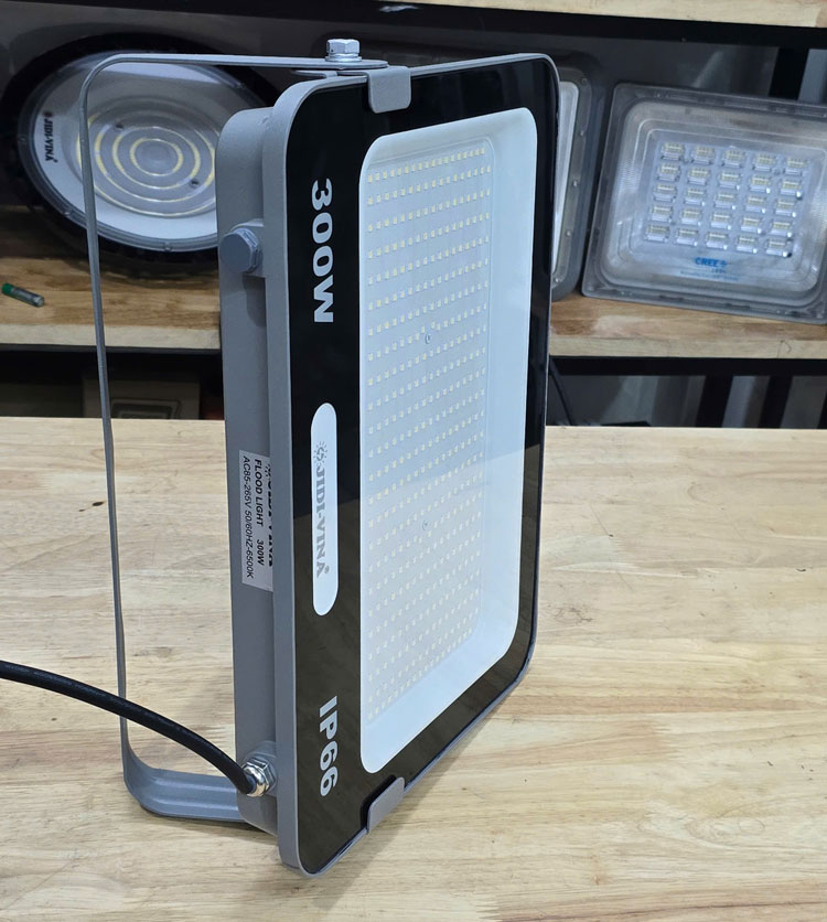 Đèn pha điện 300W