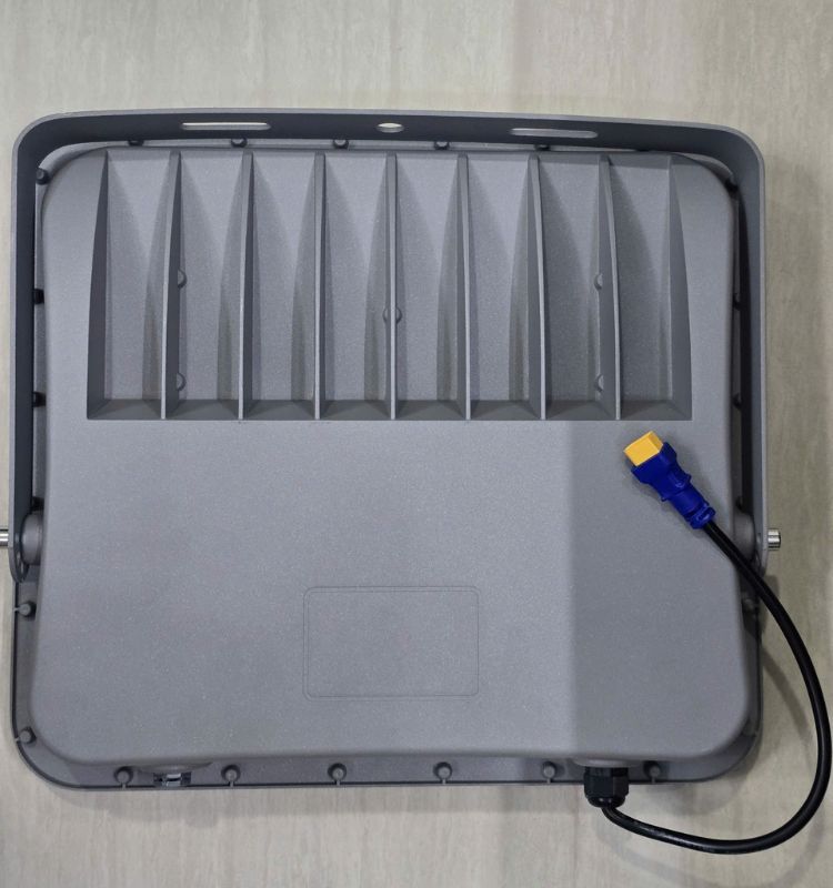 Đèn năng lượng mặt Trời 1000W JD 1000MPPT