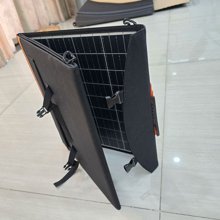 Tấm Pin 100W Năng Lượng Mặt Trời Gấp Gọn 4 tấm - Xách tay du lịch dã ngoại