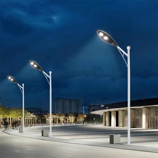 Khi mua đèn LED đường phố, xem xét các thông số kỹ thuật quan trọng để đảm bảo chất lượng sản phẩm