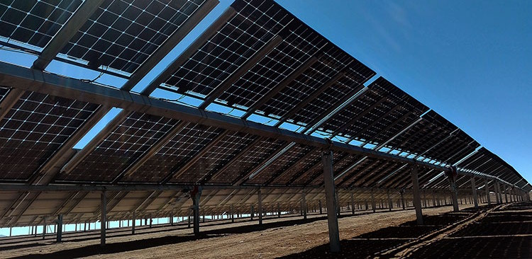 Công nghệ Bifacial – Tương lai của tấm pin năng lượng mặt trời hiện đại